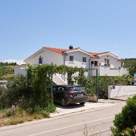 Guesthouse Aria Trogir Ngoại thất bức ảnh