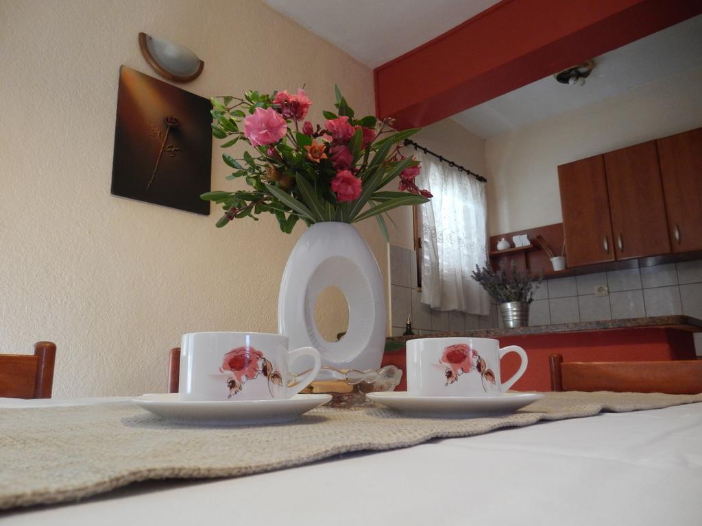 Guesthouse Aria Trogir Phòng bức ảnh