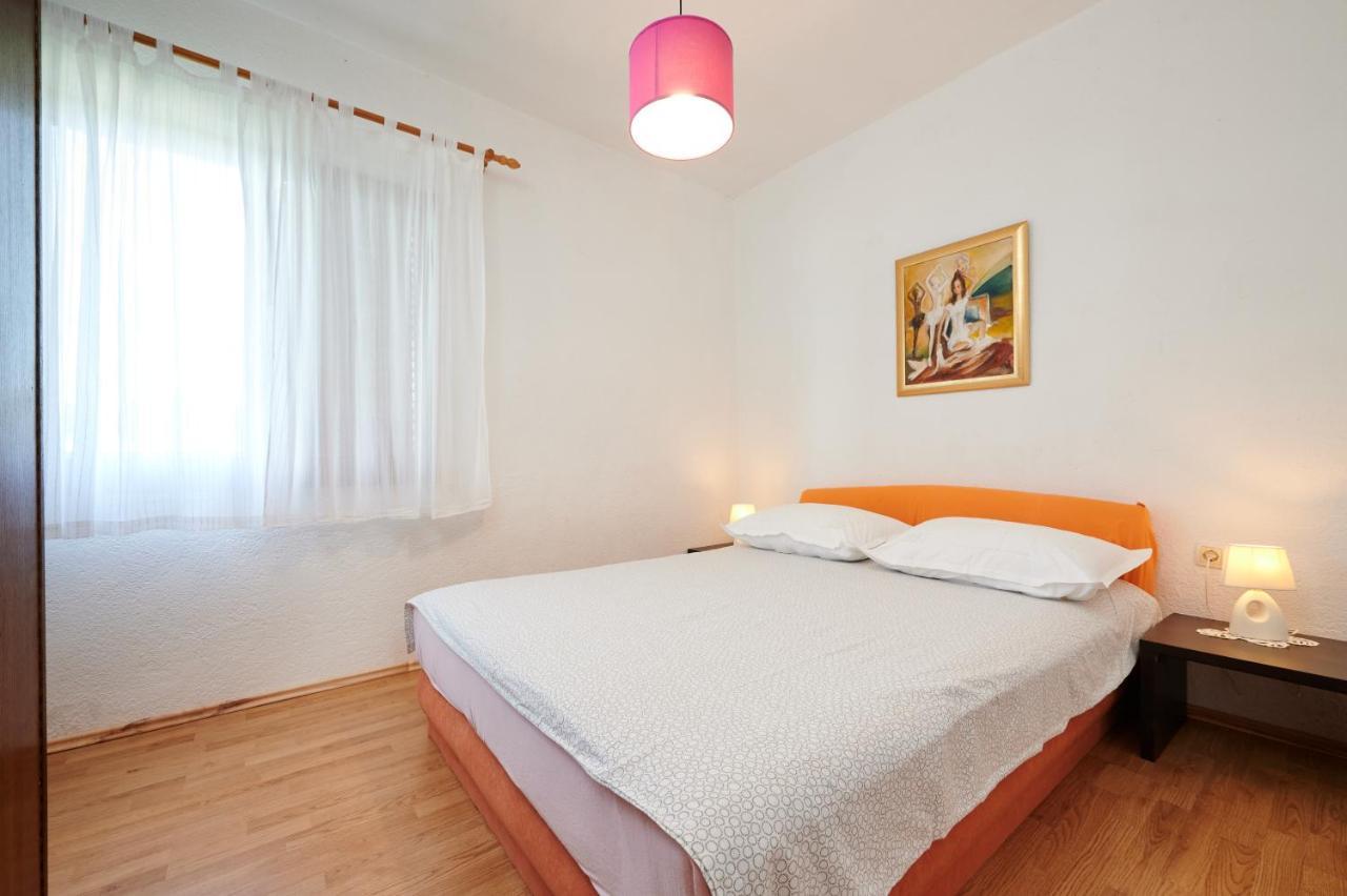 Guesthouse Aria Trogir Ngoại thất bức ảnh